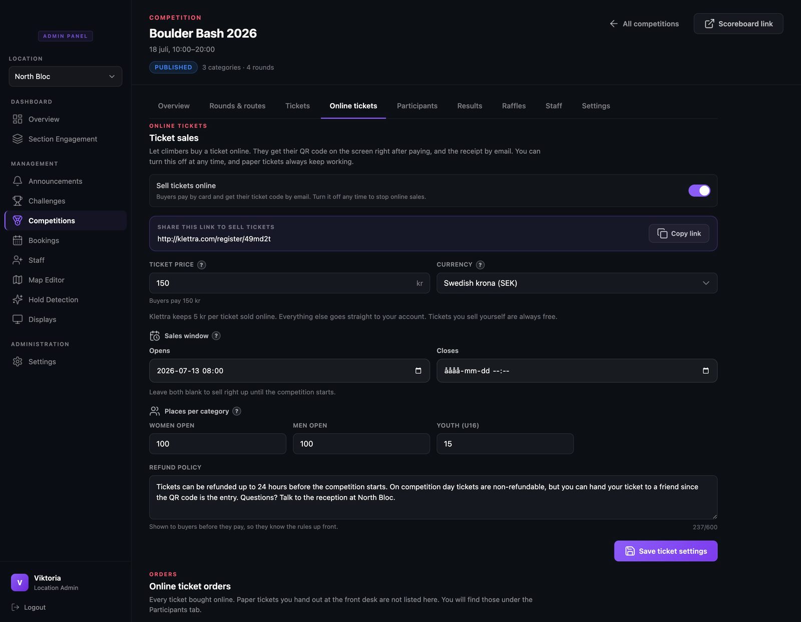 The online tickets tab with sales live: a shareable link, the price, the per-ticket fee stated plainly, a sales window, and places per category.